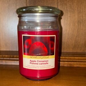 Old Williamsburg Apple Cinnamon Jar Candle 🕯️